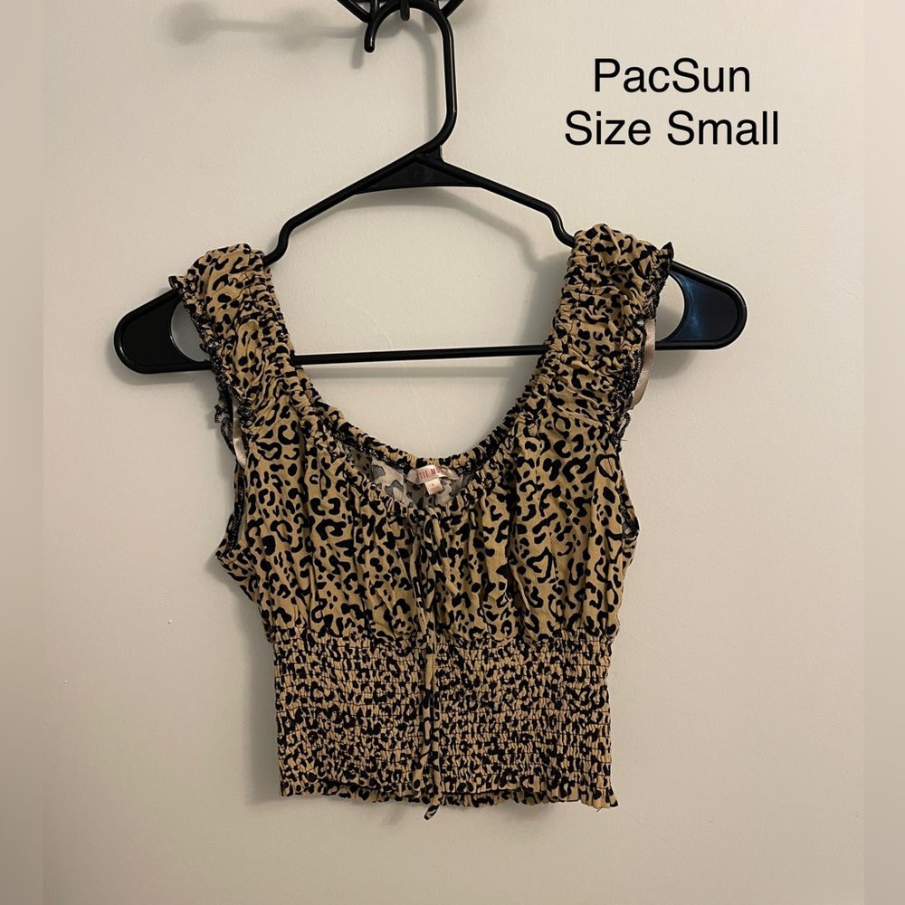 PacSun cheetah crop top size small